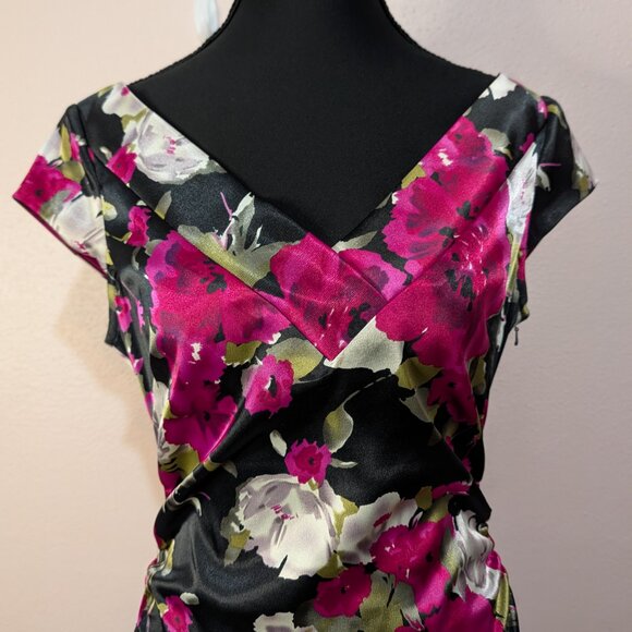 Elegant Floral Satin Midi Sheath Dress - Portrait Neckline Cocktail Event Size 8 - Picture 3 of 10